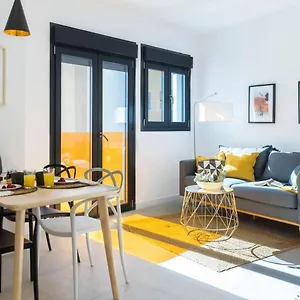 beautiful-design-apartment-in-the-heart-of-malaga-by-sharingco.es-andalucia.com/